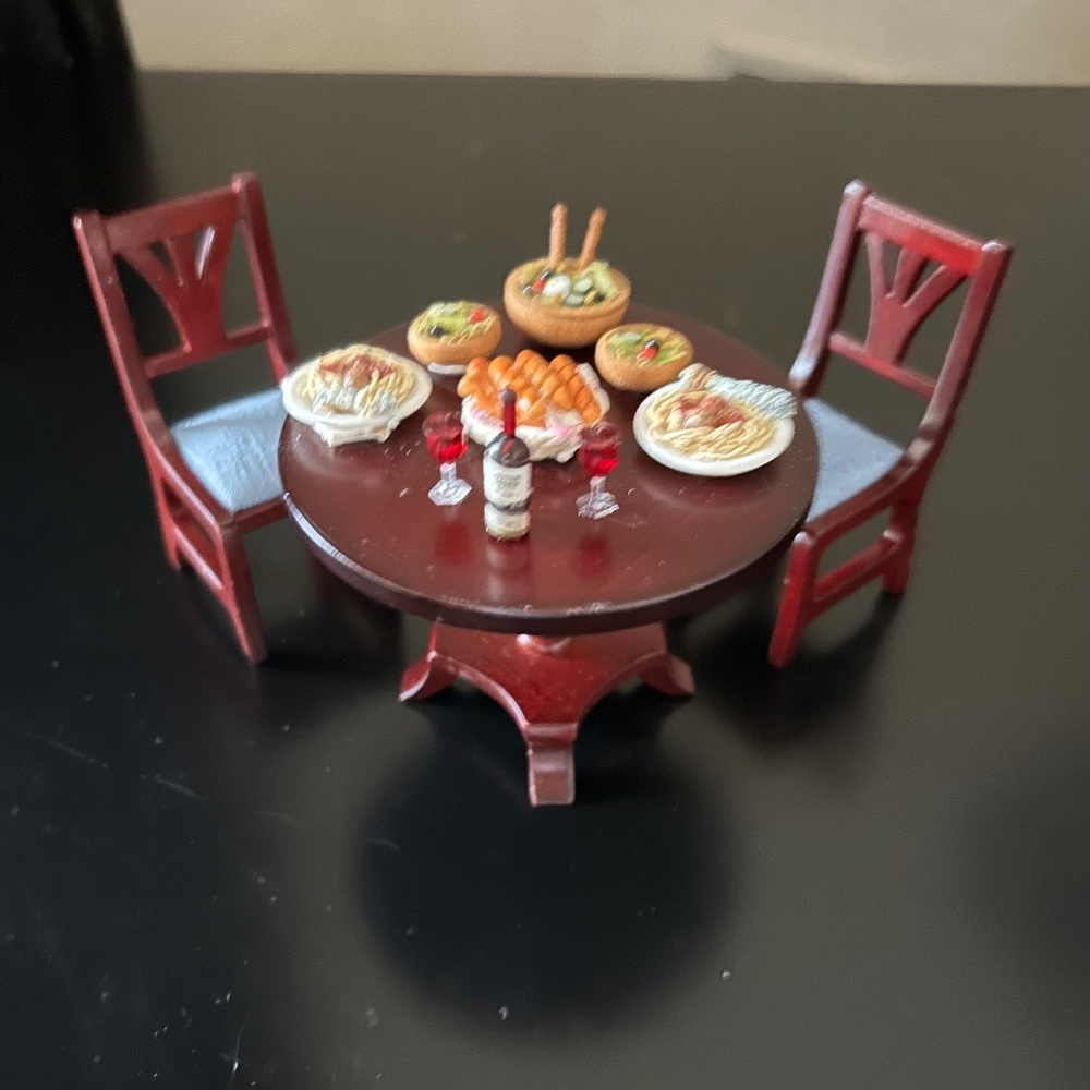 Vintage Dining Table with 2 Chairs. NWOT